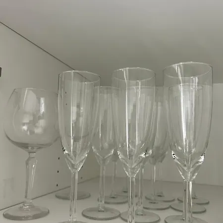 Lovely Two-room With Balcony Near Bus- And Railwaystation Appartement